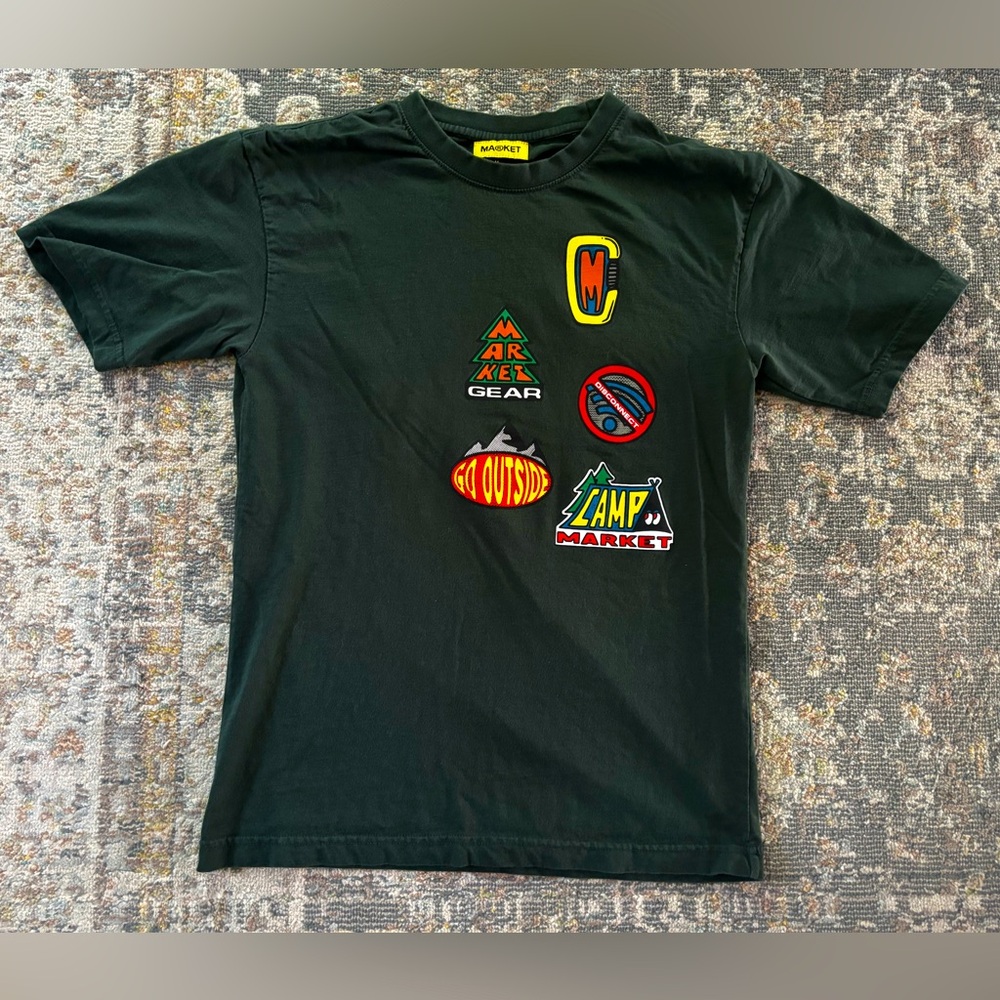 MARKET Expedition Tours & Gear Exchange Tee (Medium)